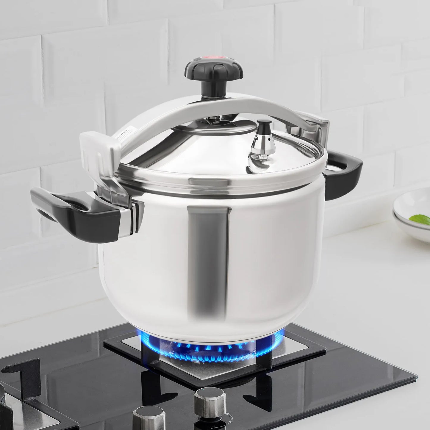 Silver 201 Stainless Steel Round Pressure Cooker,7L/22L/ 26L/40L Tabletop Pressure Cooker for Hotels,Restaurants